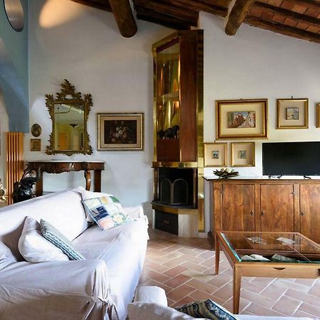 Penthouse In Siena Near Piazza Del Campo Apartment Luaran gambar