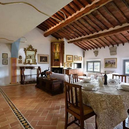 Penthouse In Siena Near Piazza Del Campo Apartment Luaran gambar