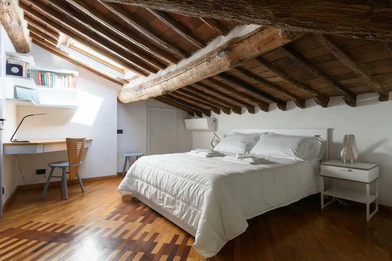 Penthouse In Siena Near Piazza Del Campo Apartment Luaran gambar